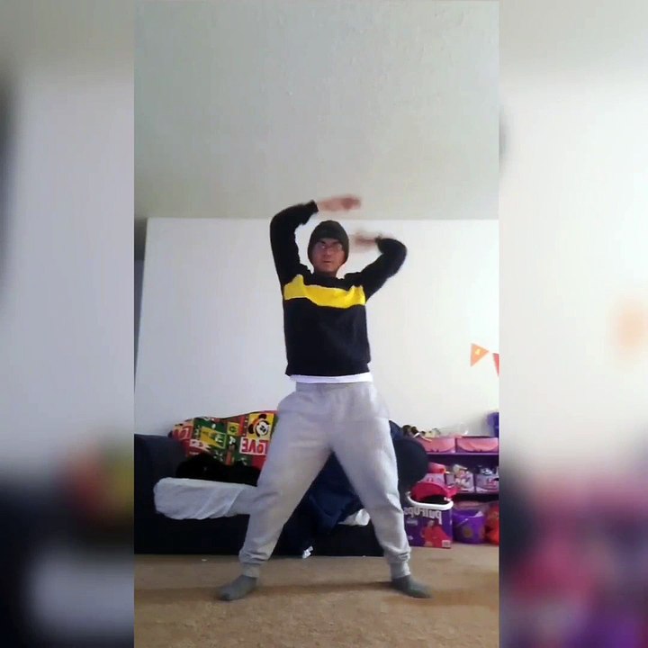Guy Dancing to KPop Accidentally Kicks Sister video Dailymotion