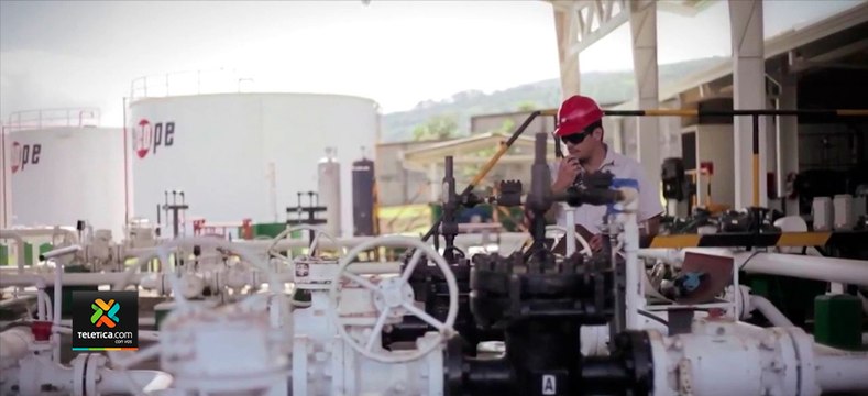 tn7-₡3.5-de-cada-litro-de-gasolina-serán-para-pagar-beneficios-a-empleados-de-Recope-110221