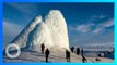 Gunung Es Setinggi 14 Meter Muncul di Kazakhstan Karena Cuaca Ekstrem - TomoNews