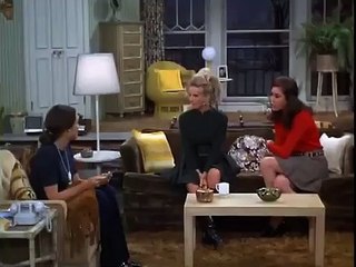 Mary Tyler Moore (S01E02) Today I Am A Ma'am