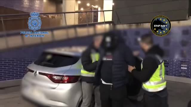 Detenidos en Barcelona dos peligrosos fugitivos buscados internacionalmente