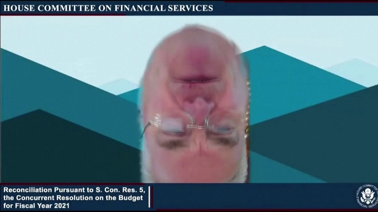 États-Unis: Un membre de la chambre des représentants se retrouve la tête à l'envers lors d'une visio-conférence