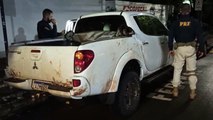 PRF recupera carro roubado preparado para o transporte de drogas em Cascavel