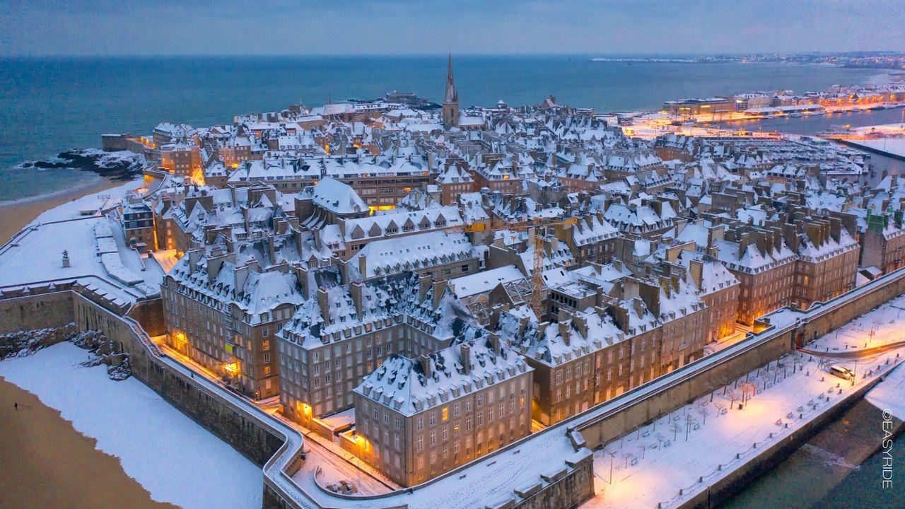 Neige à Saint-Malo en Bretagne - France - Drone 02/2021