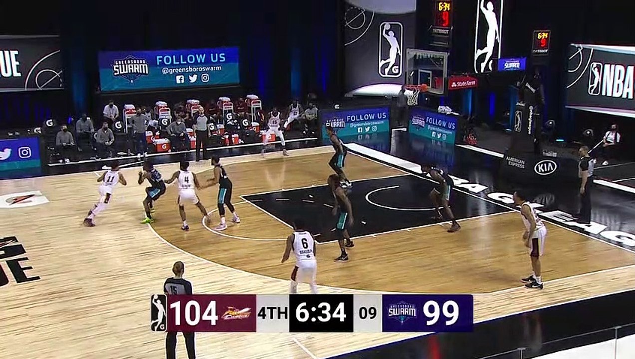 Sir'Dominic Pointer with the hoop & harm