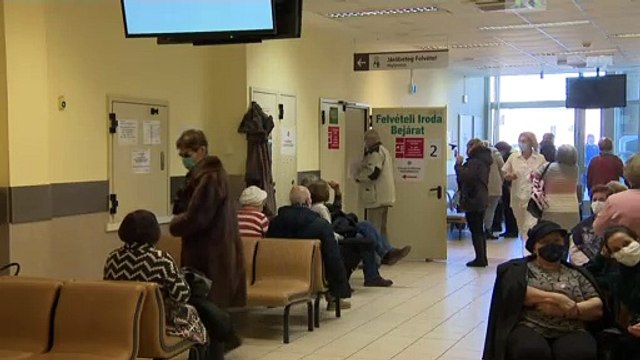 Koronavírus: lassul a járvány az Egyesült Királyságban