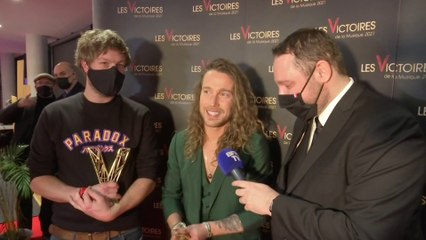 Julien Doré: "C’est la première Victoire qu’on a pour un de nos clips, on est hyper heureux"