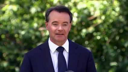 Premier calls five day lockdown after UK strain outbreak