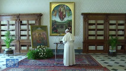 Télécharger la video: Preghiera di Papa Francesco a Maria Salute degli Infermi per vincere il Coronavirus