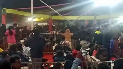 मैनपाट महोत्सव में जमकर लाठीचार्ज, दर्जनों महिला-पुरुष घायल, सीएम-संस्कृति मंत्री के खिलाफ लगे नारे