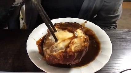肉厚最高のハンバーグ300gを食す2/13