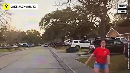 Bir anne kızını gözetleyen zanlıya hayatının dersini verdi!