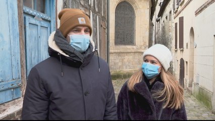 France's strategy: Gov't gambles on balancing health and economy