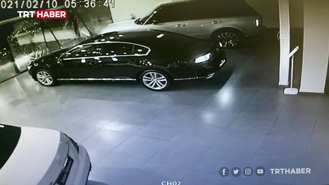 Çaldıkları lüks aracı 2 gün sonra geri getirdiler
