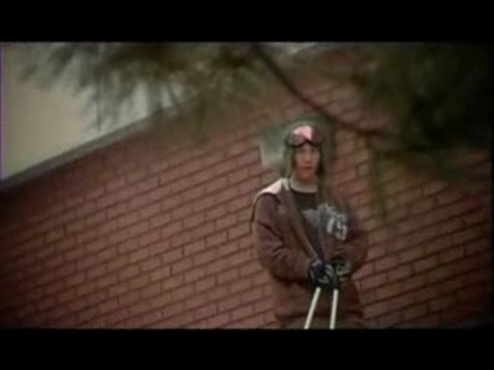 Des sportifs font du hors pist