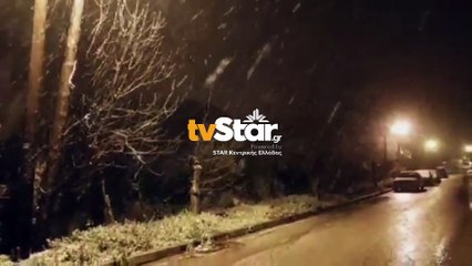 Χιονίζει στον συνοικισμό Ευρυτάνων στη Λαμία