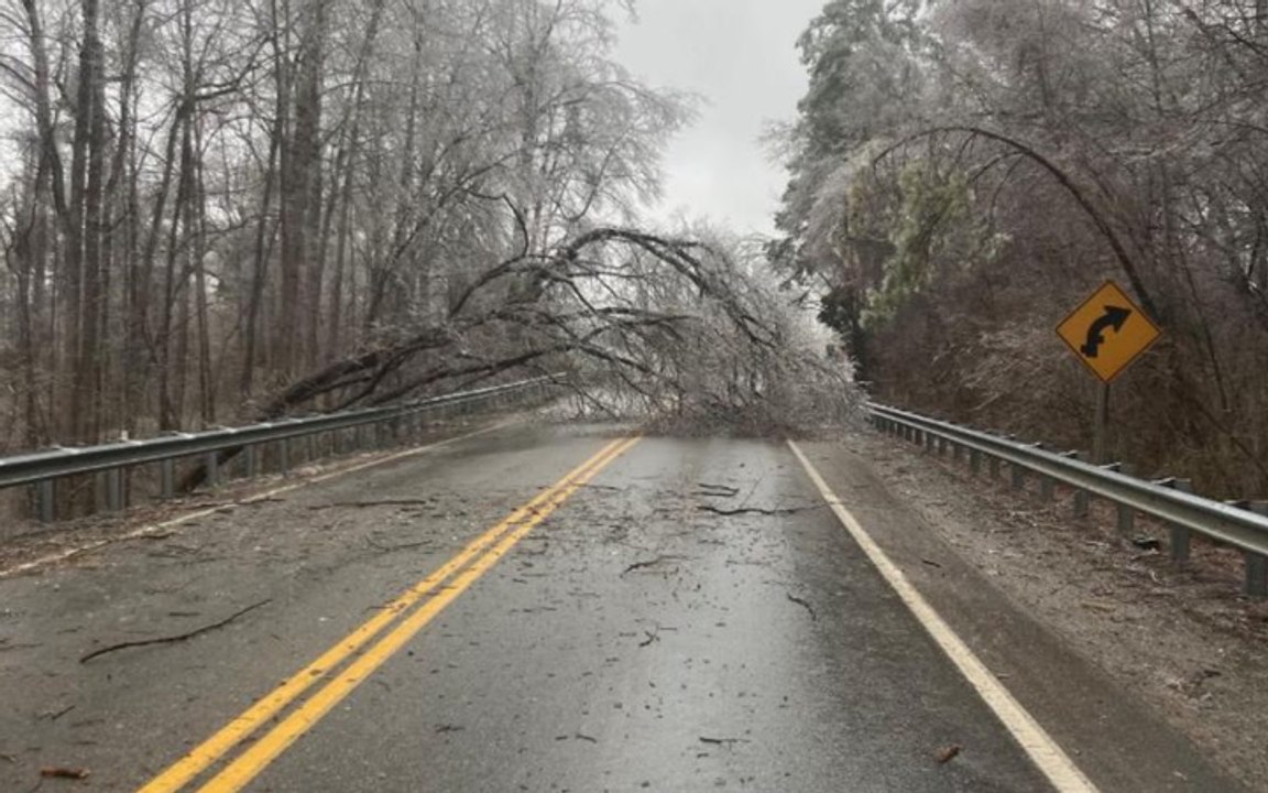 VDOT warns drivers to stay off the roads until icy conditions end
