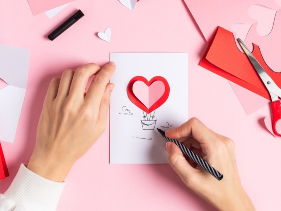 Valentinstag vergessen? Das sind die besten Last-Minute-Geschenke