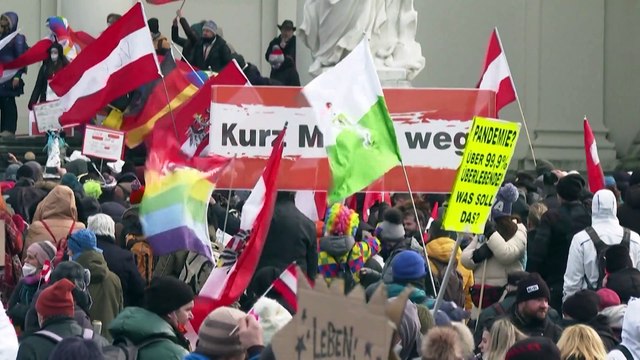 COVID-19: protestas contra las restricciones y tímidas reaperturas en Europa