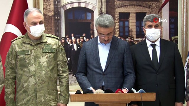 Vali Baruş: '10 şehidin kimliği tespit edildi. 3 şehidin kimlik belirleme çalışmaları devam ediyor. Terör örgütünün evlatlarımızın bombalı saldırıda şehit olduğu söylentileri alçakça bir provokasyondur'