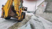 Bandırma’da kar etkili oldu, ekipler teyakkuza geçti