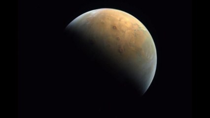 UAE 화성 탐사선 아말, 첫 화성 사진 보내와 / YTN