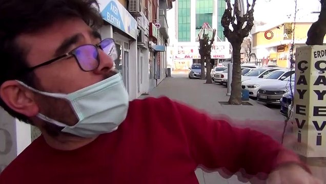 Balkonda mahsur kaldı, imdadına itfaiye merdiveni yetişti