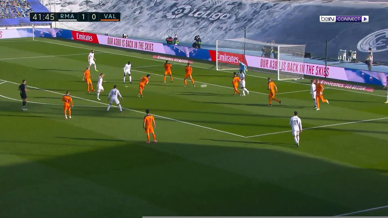 Real Madrid  v Valencia