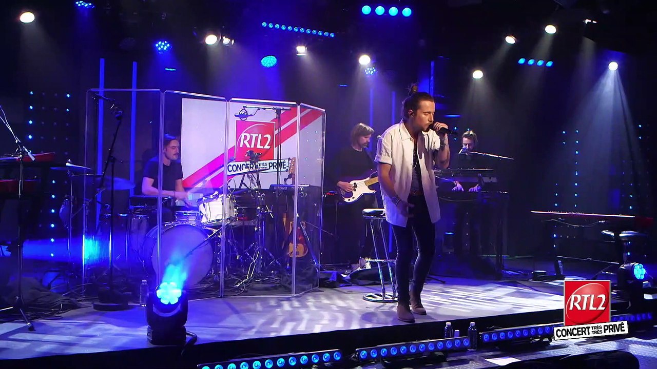 Julien Doré : "Waf" (Concert Très Très Privé RTL2)