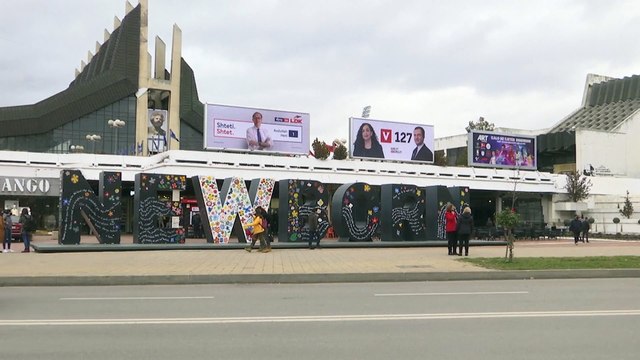 Los ultranacionalistas ganan las legislativas en Kosovo pero sin mayoría para gobernar