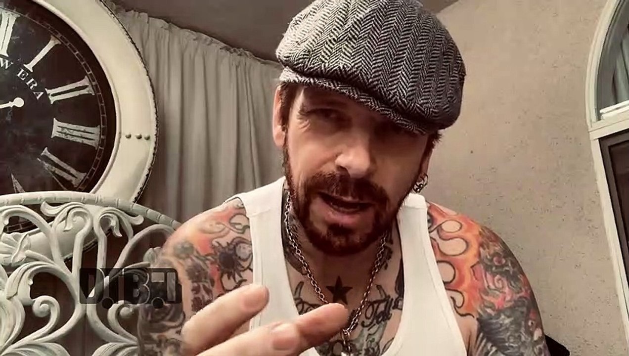 Ricky Warwick (of Thin Lizzy & Black Star Riders) - CRAZY TOUR STORIES Ep. 797
