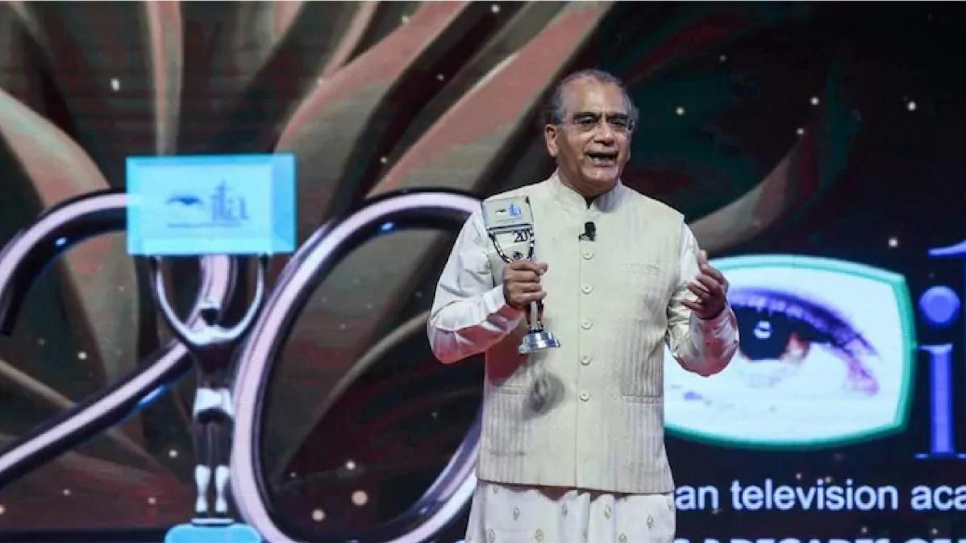 Aaj Tak crowned most popular news channel at ITA Awards 2021