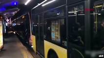 Sefaköy'de Metrobüs arızası: Uzun kuyruklar oluştu