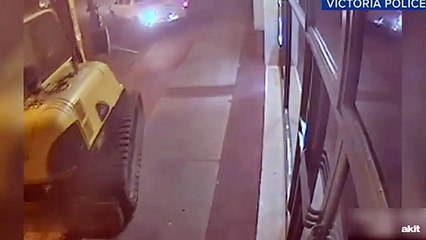 Kepçeyle banka soygunu saniye saniye kamerada