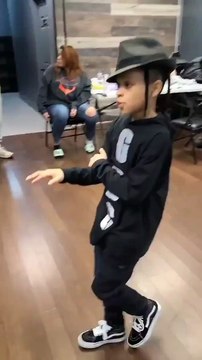 Danse du week-end avec Isaiah Jordan (9 ans) sur Singin' in the Rain