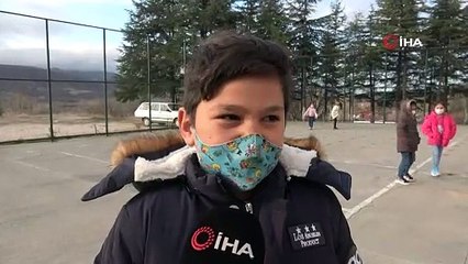 Okullarına kavuşan öğrenciler sevinç yaşadı