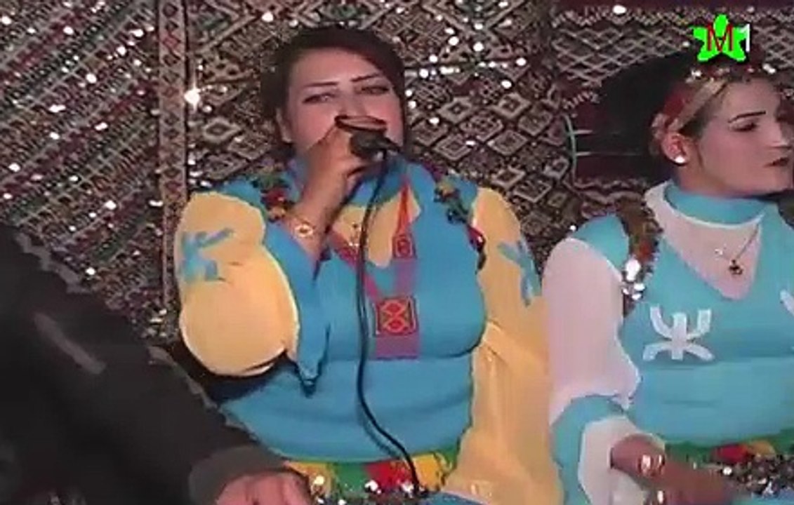 IBIZI et AZIZ GUIGOU  toop ... مجموعة الفنان الكبير عزيز كيكو و إبيزي ازرو تامغراالرقصات الأمازيغية جبال الاطلس المتوسط ازرو