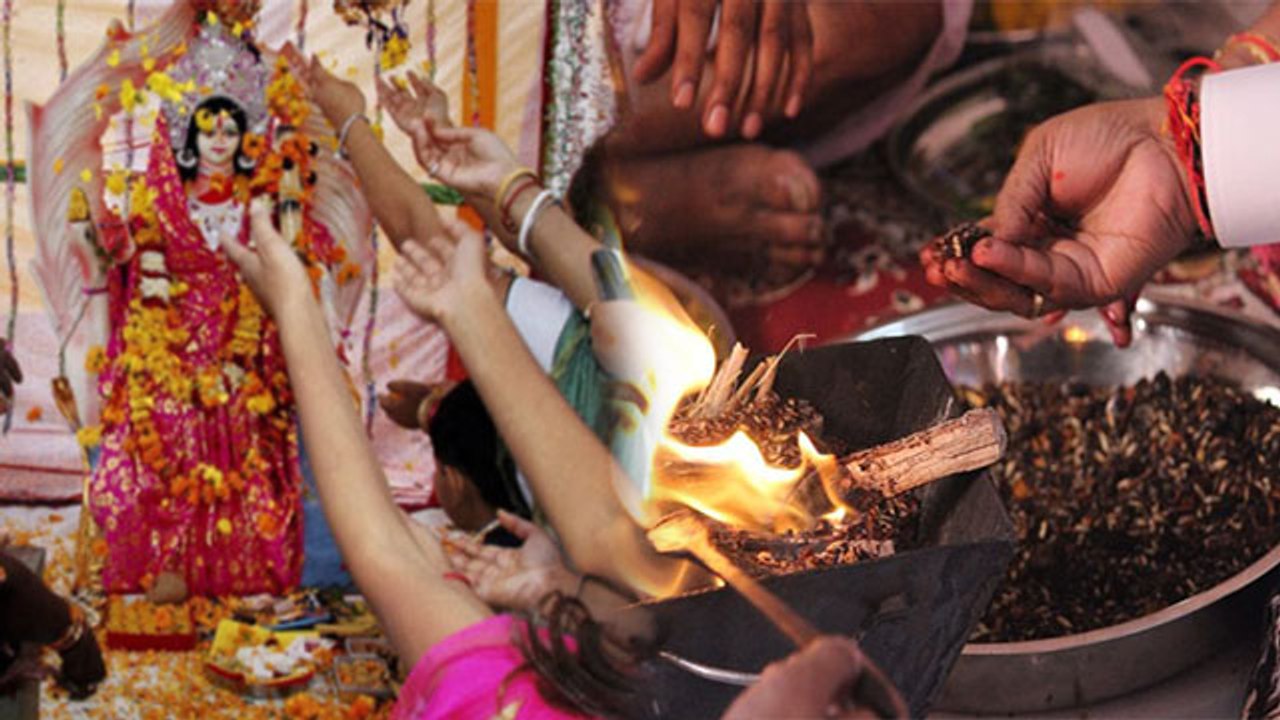 Basant Panchami 2021: सरस्वती पूजा हवन विधि | स...
