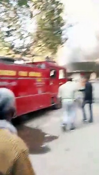 आग लगने से डिजिटल इलेक्ट्रॉनिक उपकरण समेत भारी सामान नष्ट हुआ