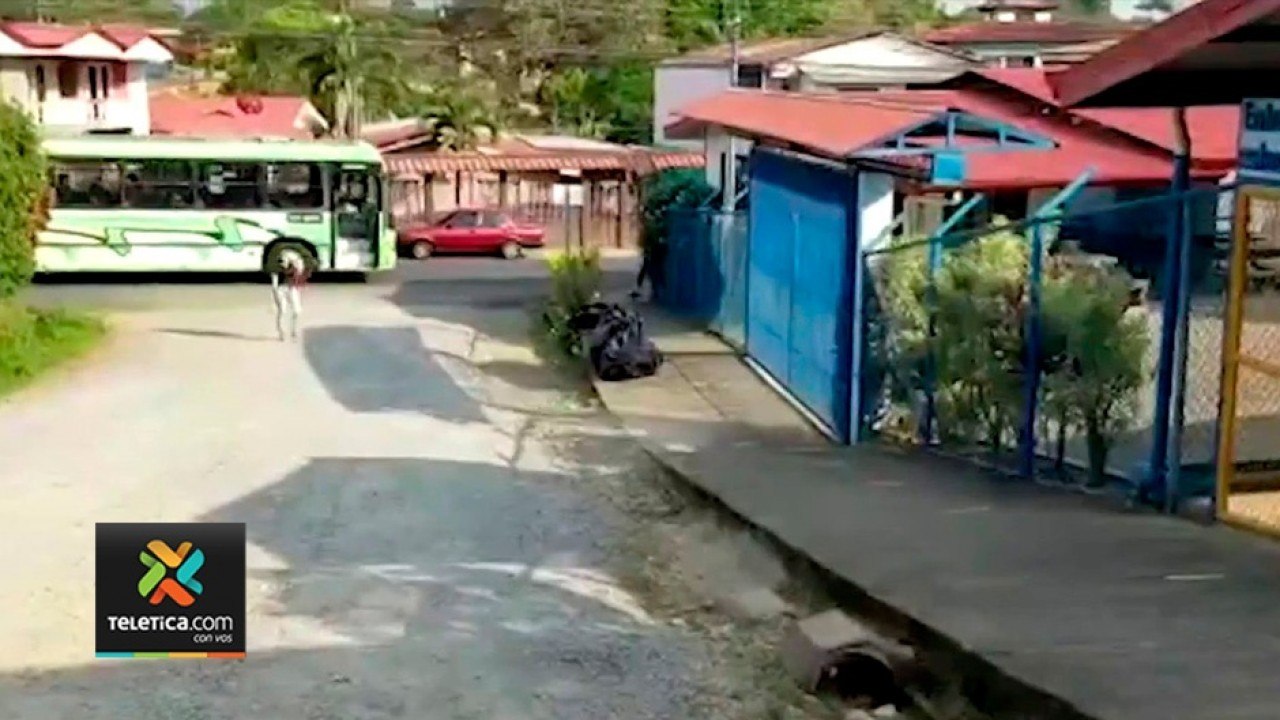 tn7-calle-frente-a-escuela-de-perez-zeledon-est...