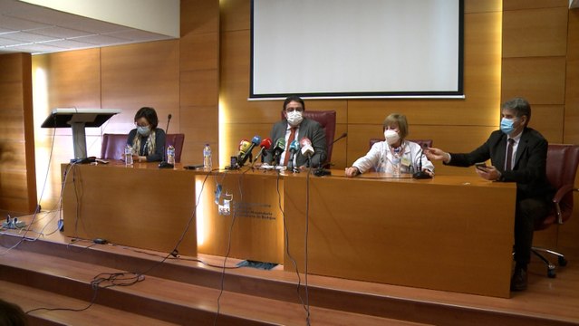 Consejero Sanidad extremeño en rueda de prensa