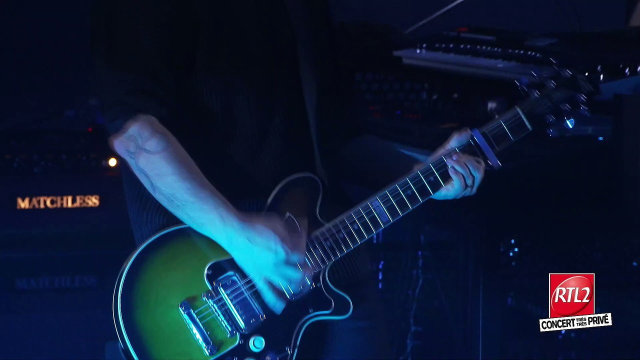 Indochine : "Crash Me" (Concert Très Très Privé RTL2)