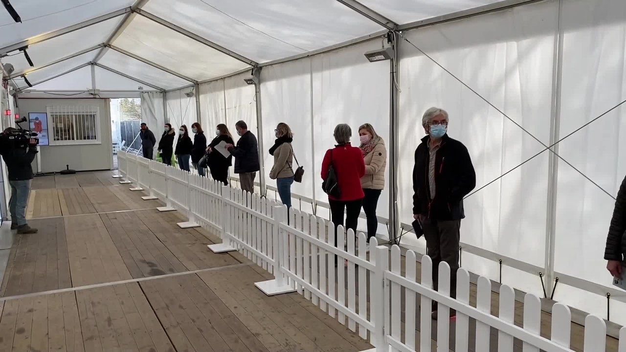 Coronavirus: ouverture du centre de vaccination à Ronquières