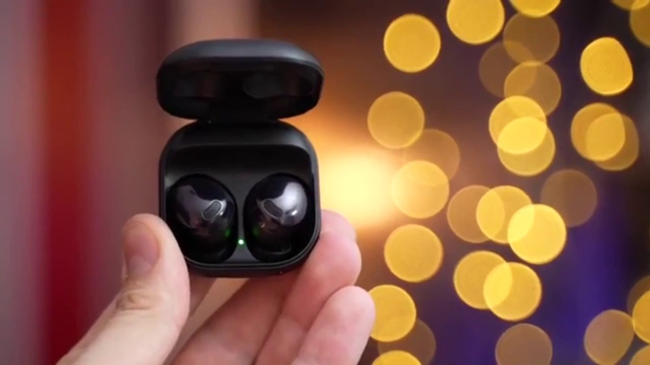 Apple AirPods Pro, vs, Samsung AirPods Pro,TechnicGuides.