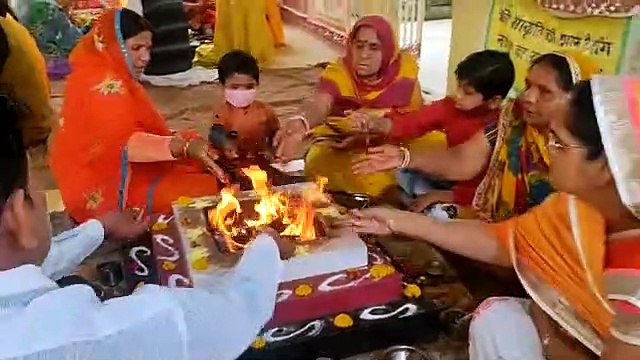 बसंत पंचमी के मौके पर गायत्री मंदिर में विशेष हवन पूजन का आयोजन