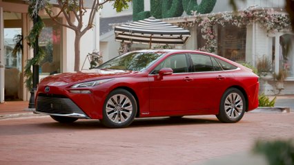 2021 Toyota Mirai XLE in Red Driving Video
