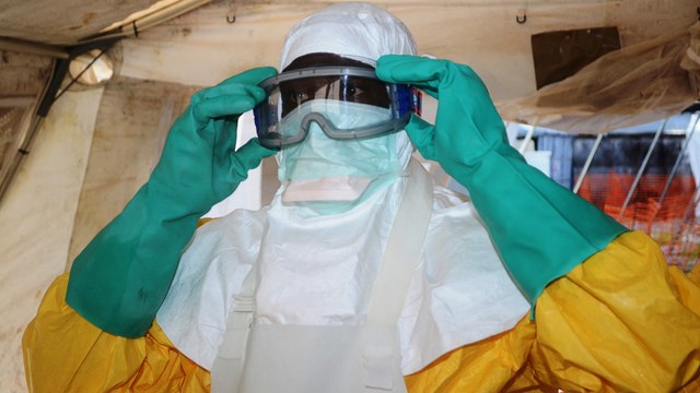 Guinea races to trace contacts after Ebola deaths