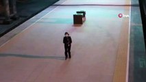 Çin’de tren istasyonu görevlisinden boş peronda solo dans