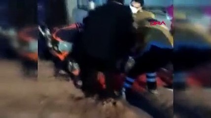 10 metrelik su deposunda mahsur kalan çift kurtarıldı