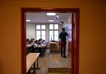 Comme Didier Lemaire, l’écrivain Omar Youssef Souleimane dénonce les lycées de banlieue sous “emprise communautaire”